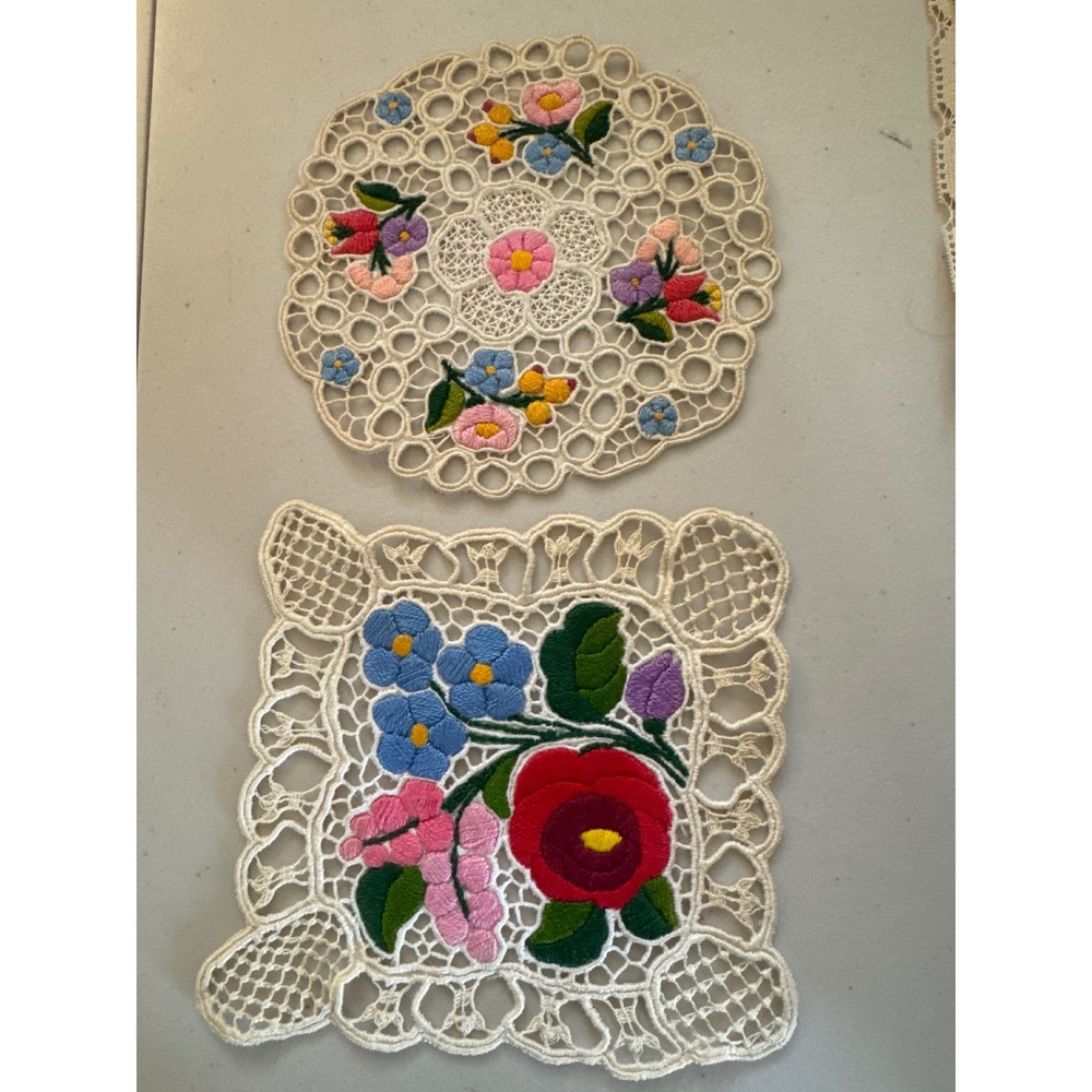 Vintage Floral Embroidered Lace Doilies Set of 2 Round Square Cream Multicolor